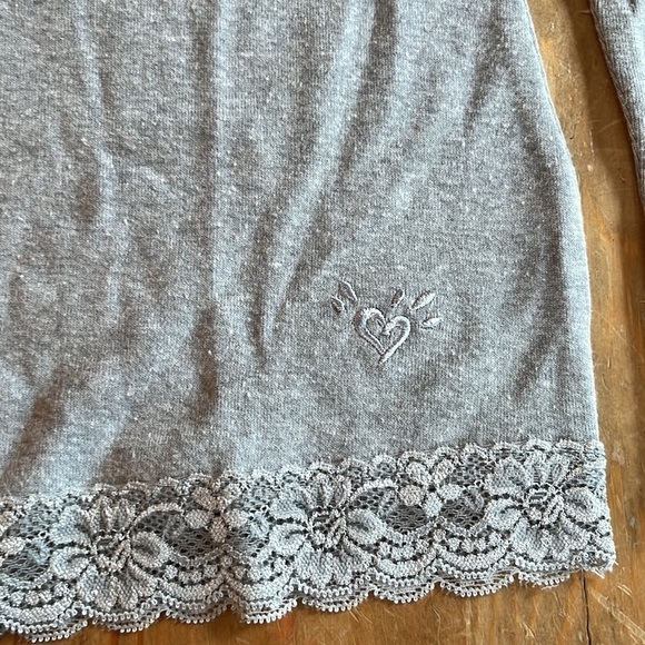 NWT Justice Long Sleeve Lace Hem Rib Tee Set of 2 Gray & Lilac XL 16/18 - Picture 4 of 11